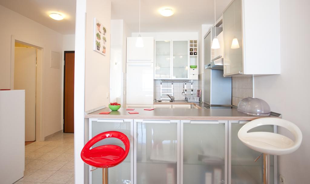 Luxury Beach Front Apt With Seaside View And Free Parking Split Exterior foto