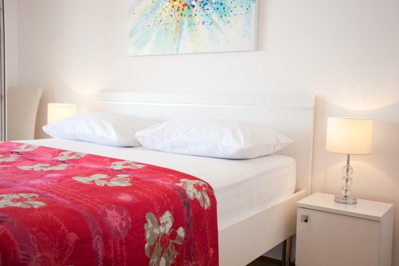 Luxury Beach Front Apt With Seaside View And Free Parking Split Exterior foto